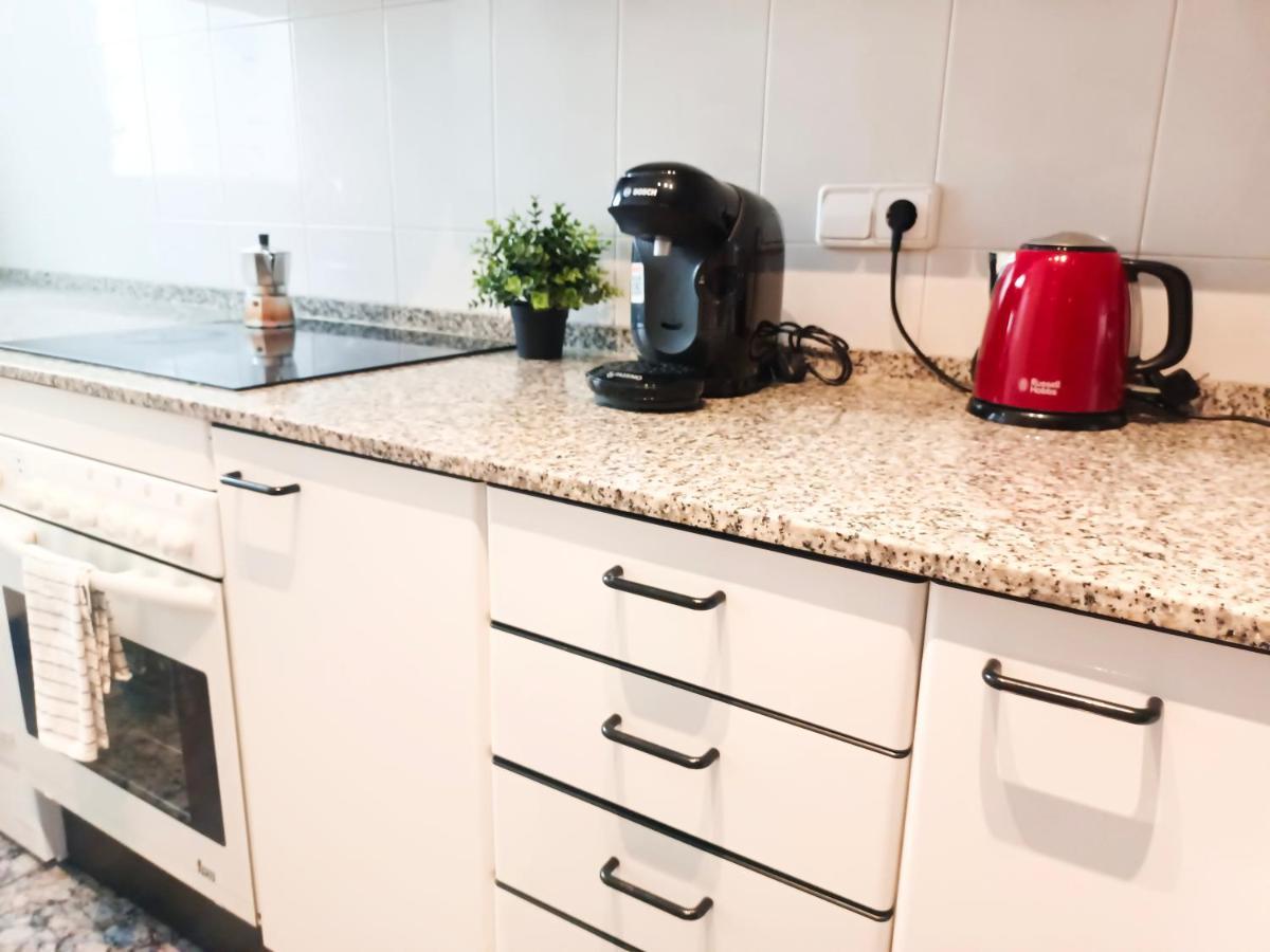 By Plaza Urquinaona Rooms Barcelona Ngoại thất bức ảnh